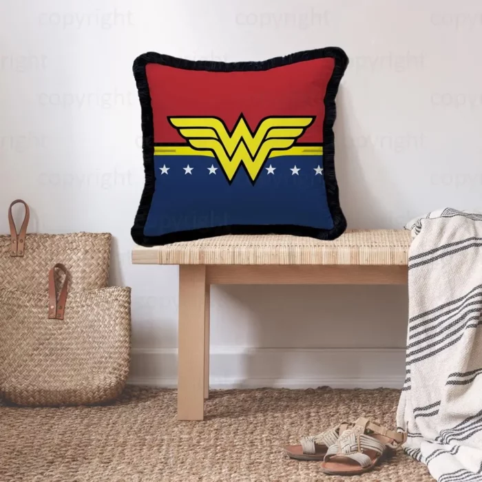 Wonder Woman Tasarım Dekoratif Kırlent EY352